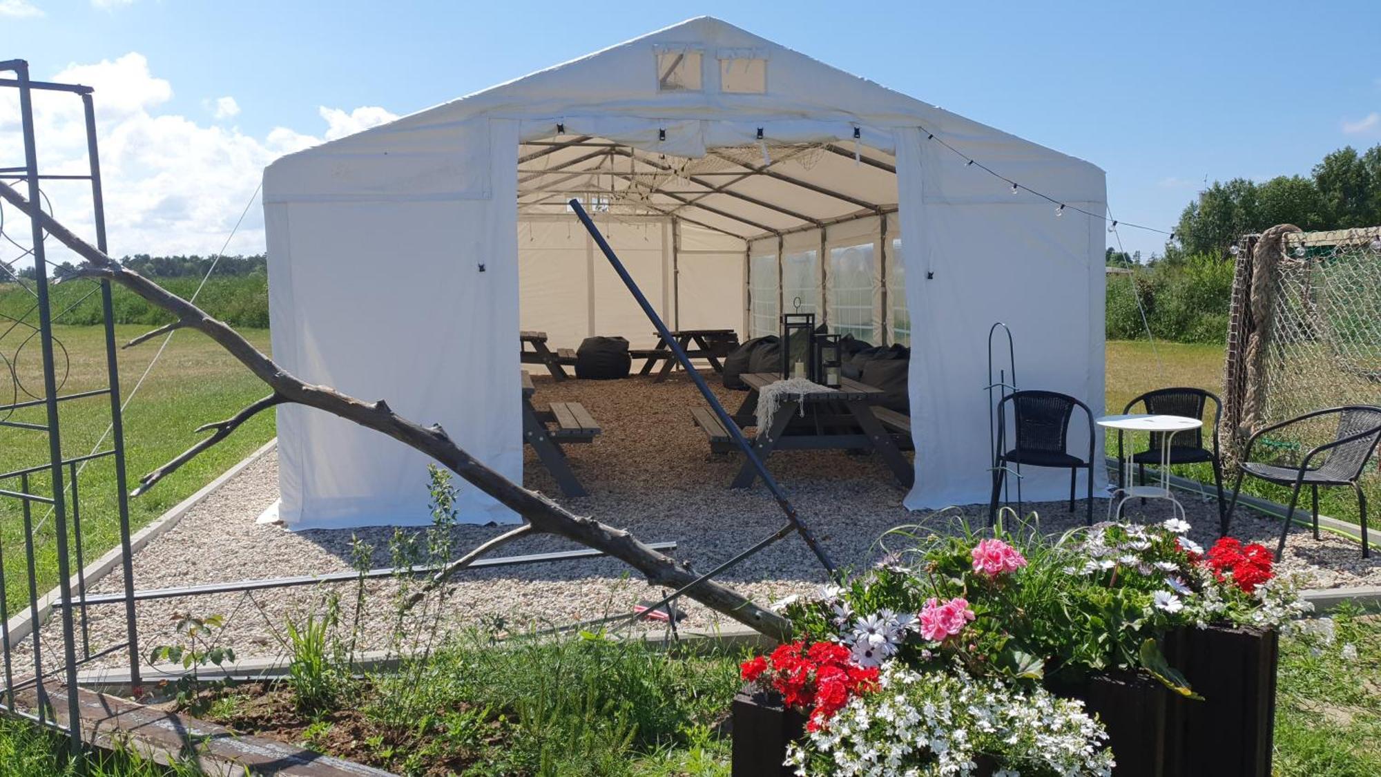 Avoti Guest House Jurkalne Eksteriør bilde